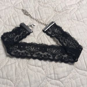 Lace Chocker